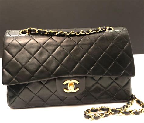 chanel classic 2.55 bag